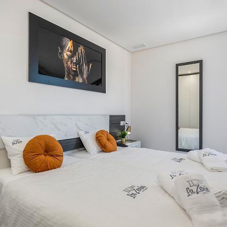 Апартаменти La Zenia Cocoon - Luxury Penthouse With Jacuzzi, 2 Pools, Indoor Heated Pool, Sauna, Gym, Playstation Dehesa de Campoamor  Екстер'єр фото