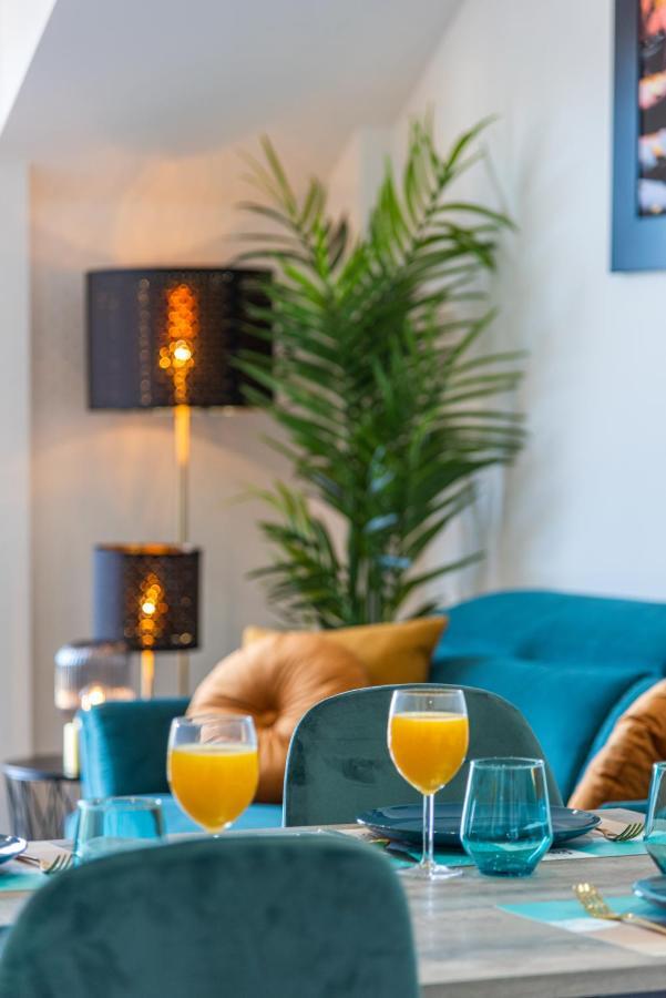 Апартаменти La Zenia Cocoon - Luxury Penthouse With Jacuzzi, 2 Pools, Indoor Heated Pool, Sauna, Gym, Playstation Dehesa de Campoamor  Екстер'єр фото