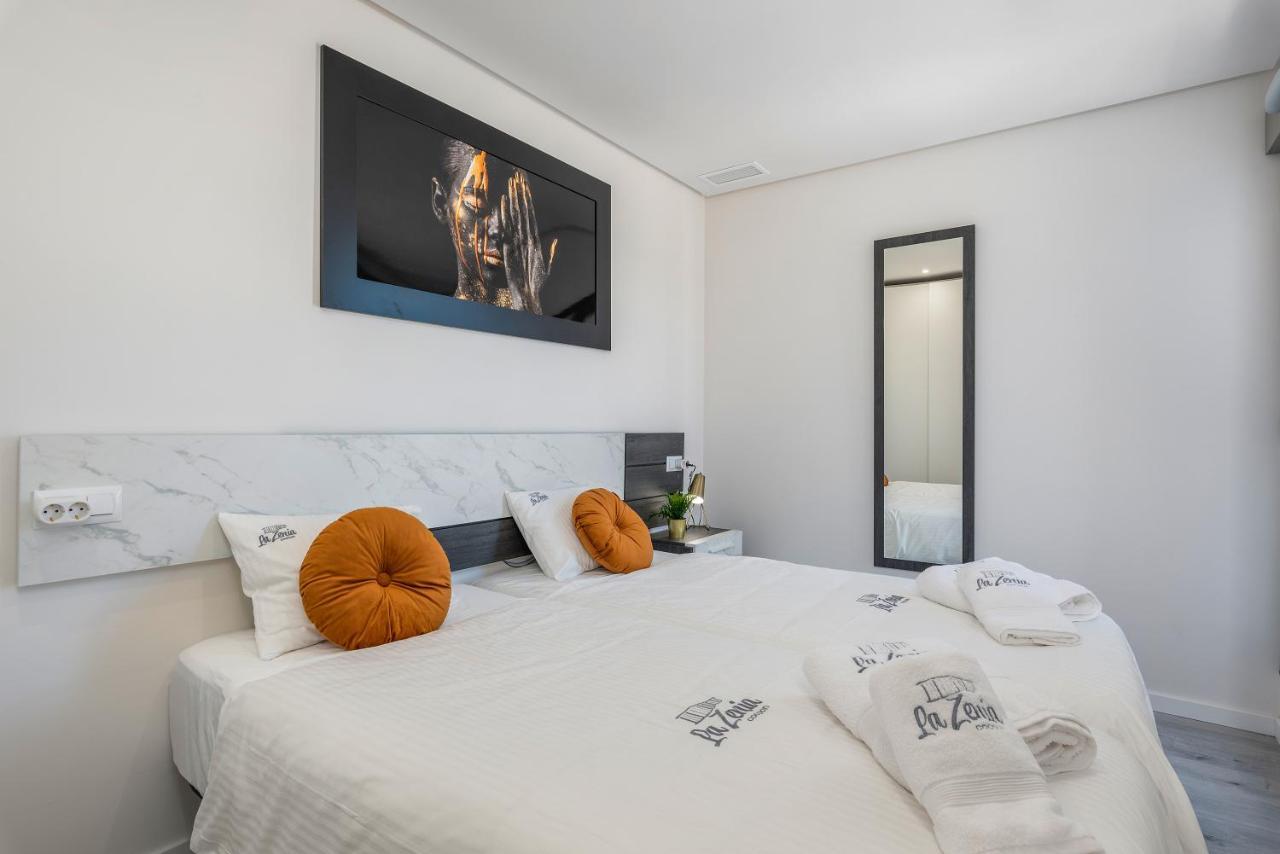 Апартаменти La Zenia Cocoon - Luxury Penthouse With Jacuzzi, 2 Pools, Indoor Heated Pool, Sauna, Gym, Playstation Dehesa de Campoamor  Екстер'єр фото