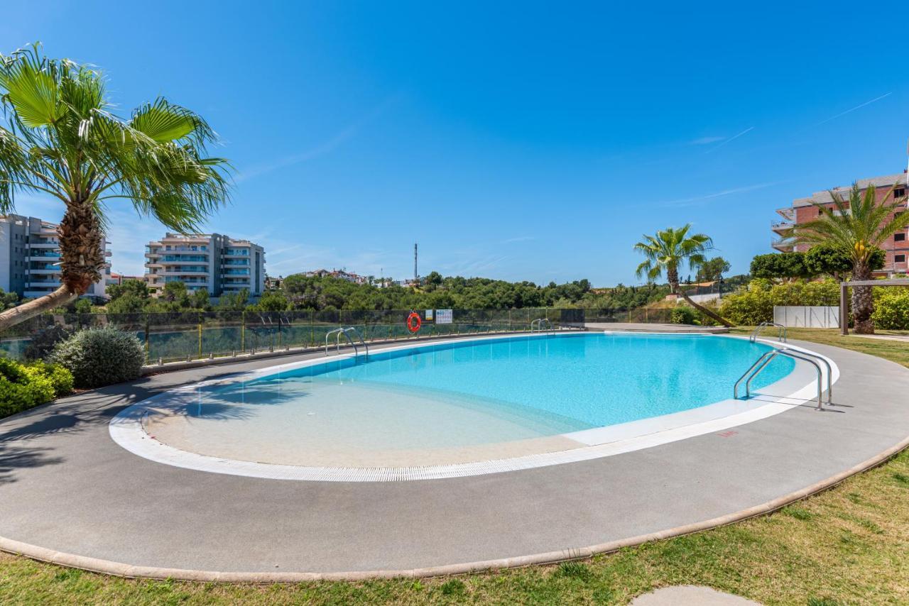 Апартаменти La Zenia Cocoon - Luxury Penthouse With Jacuzzi, 2 Pools, Indoor Heated Pool, Sauna, Gym, Playstation Dehesa de Campoamor  Екстер'єр фото