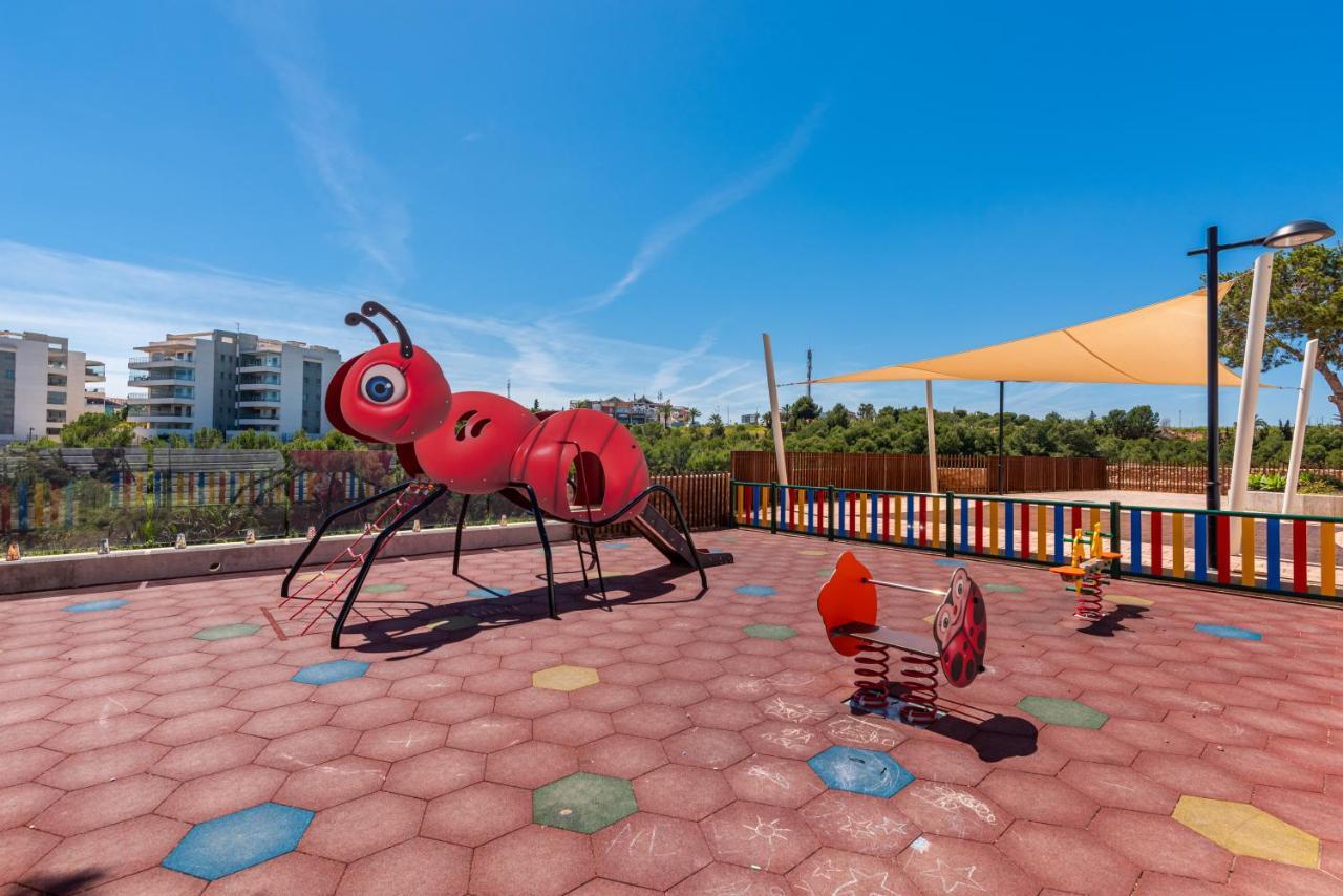 Апартаменти La Zenia Cocoon - Luxury Penthouse With Jacuzzi, 2 Pools, Indoor Heated Pool, Sauna, Gym, Playstation Dehesa de Campoamor  Екстер'єр фото