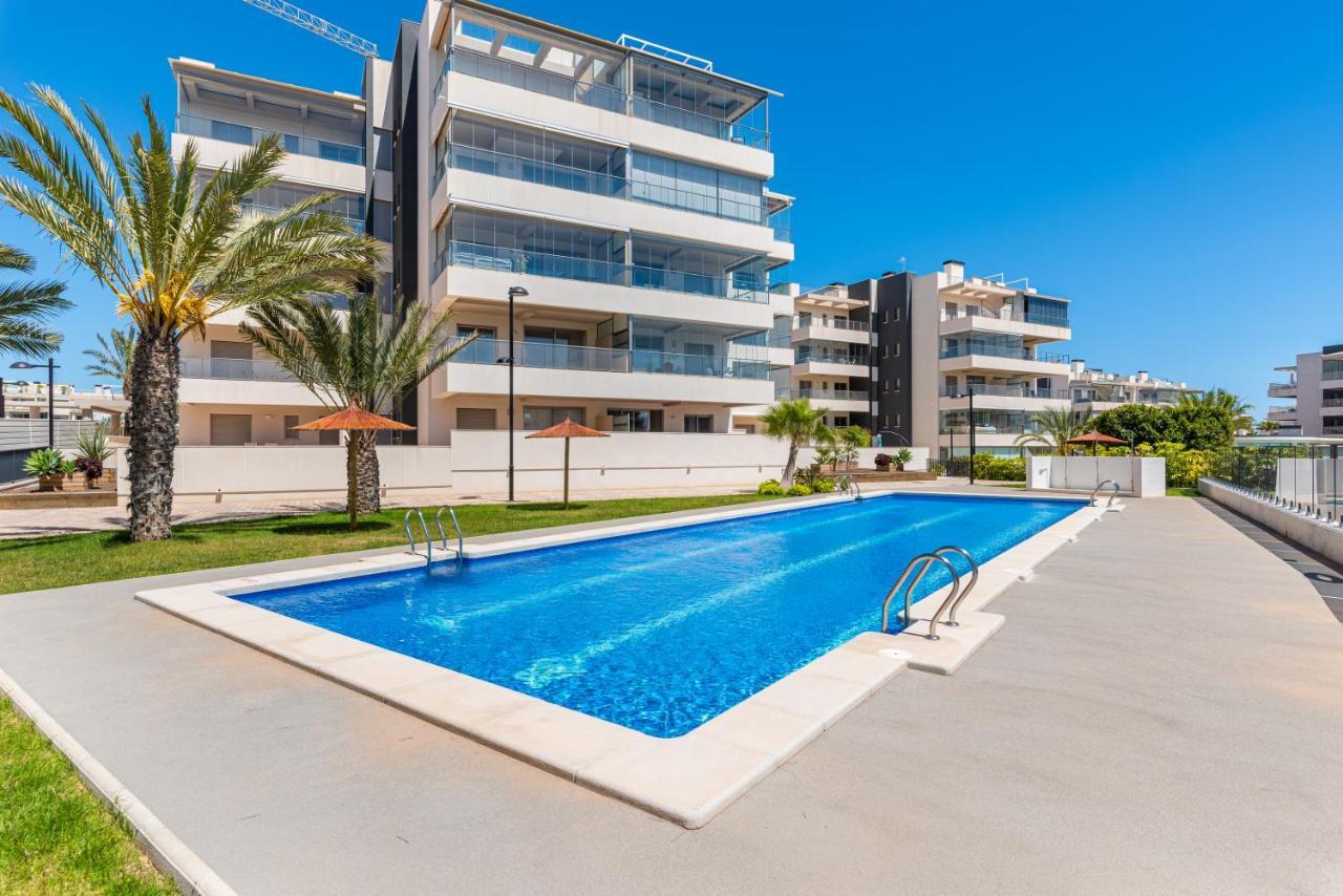 Апартаменти La Zenia Cocoon - Luxury Penthouse With Jacuzzi, 2 Pools, Indoor Heated Pool, Sauna, Gym, Playstation Dehesa de Campoamor  Екстер'єр фото